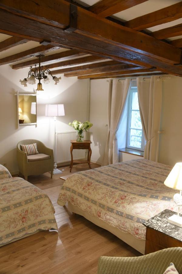 Bed and Breakfast Domaine de l'Ermitage Berry-Bouy Exterior foto