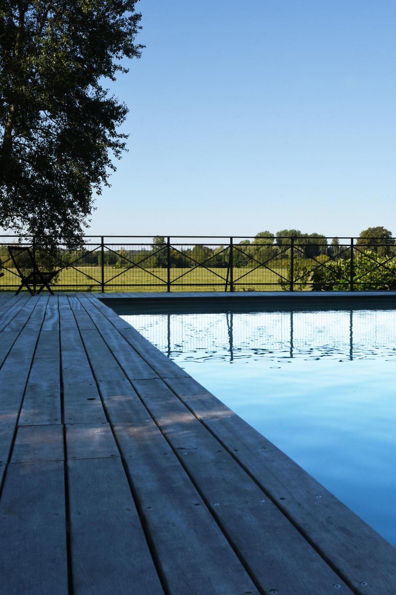Bed and Breakfast Domaine de l'Ermitage Berry-Bouy Exterior foto